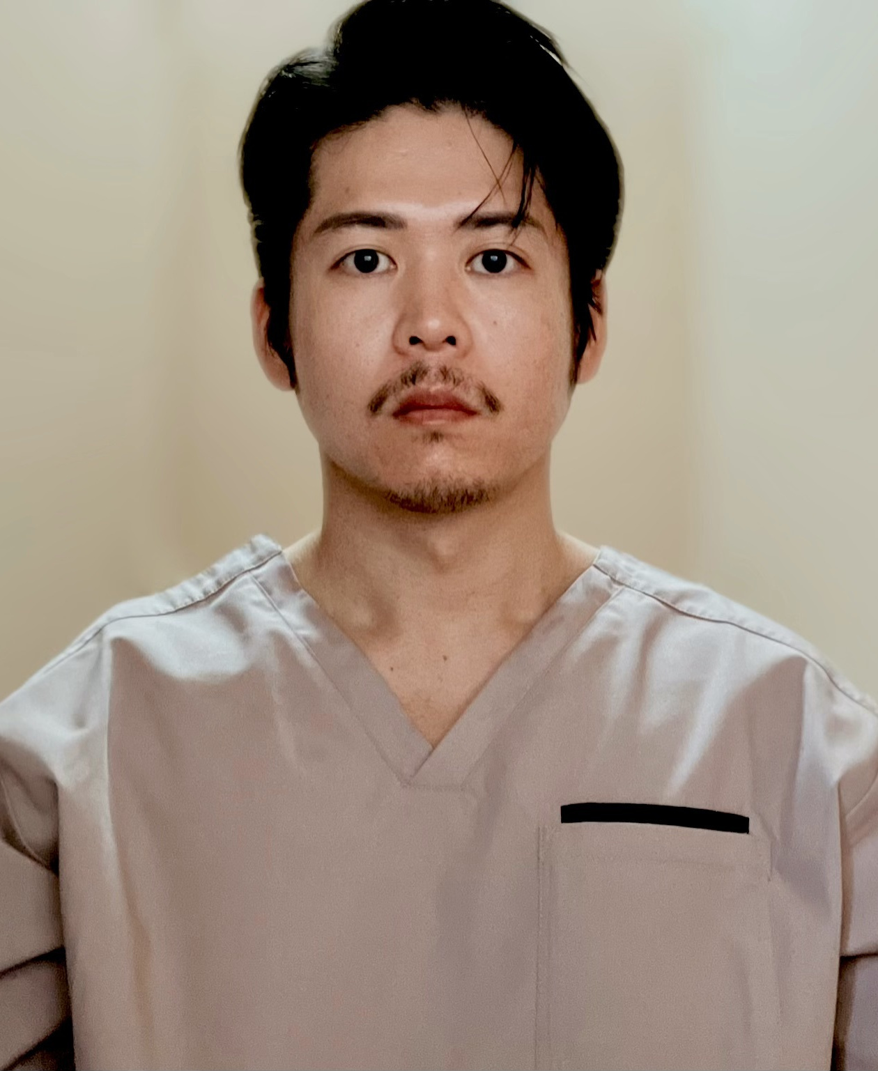 鍼灸師の高倉直樹